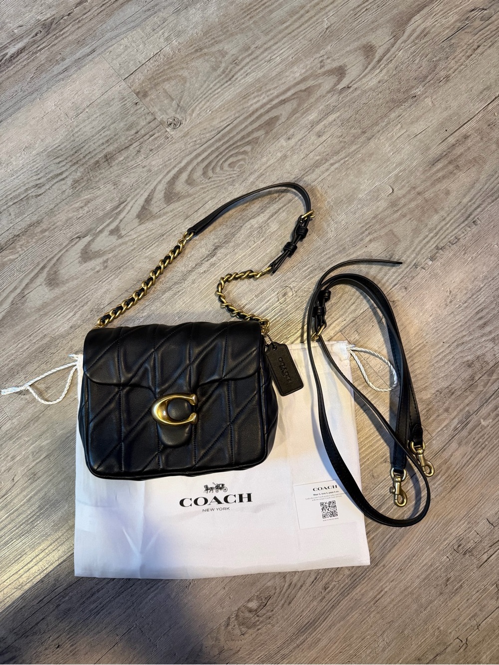 Coach Times Square Tabby Quilted
Leather Shoulder Bag 🖤 - Picture 6 of 9